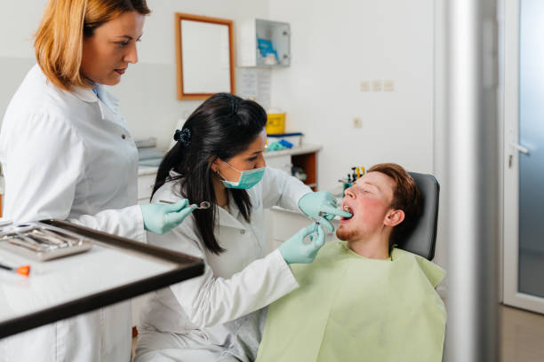 Best Emergency Cosmetic Dentistry (e.g., broken veneers) in Neodesha, KS
